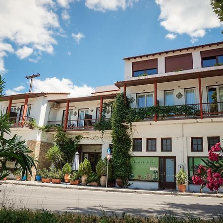 Museum Hotel Barbara Volos Esterno foto