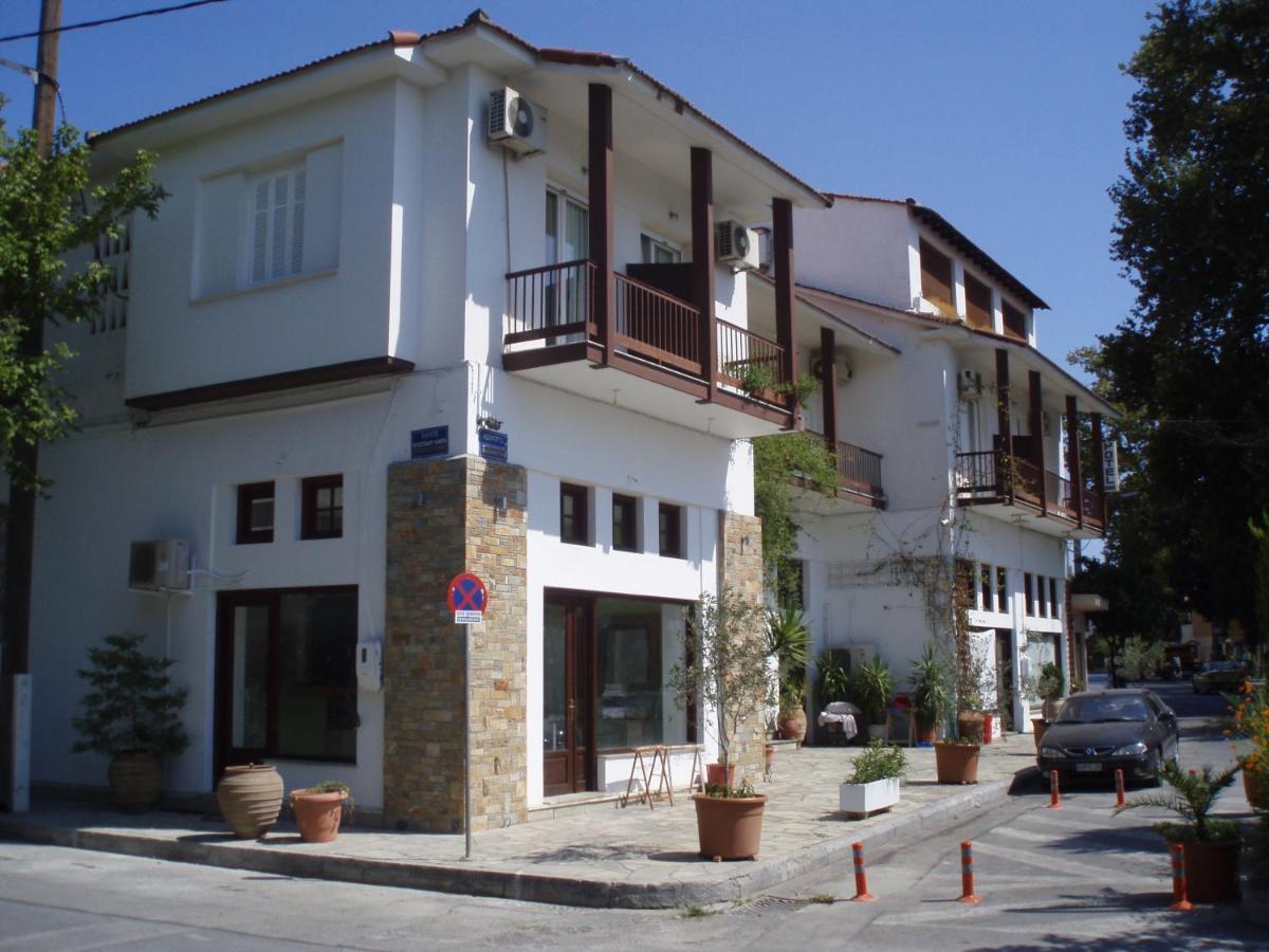 Museum Hotel Barbara Volos Esterno foto