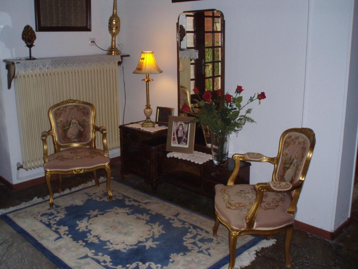 Museum Hotel Barbara Volos Esterno foto