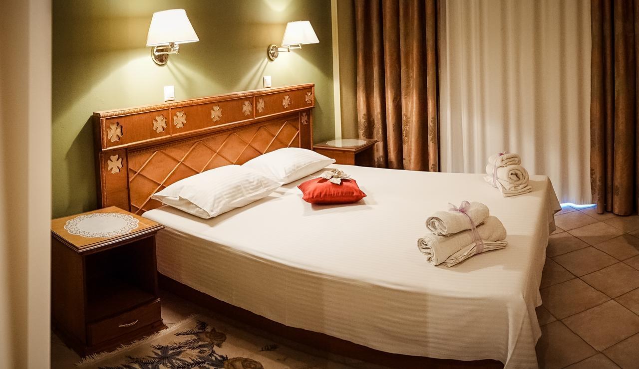 Museum Hotel Barbara Volos Esterno foto