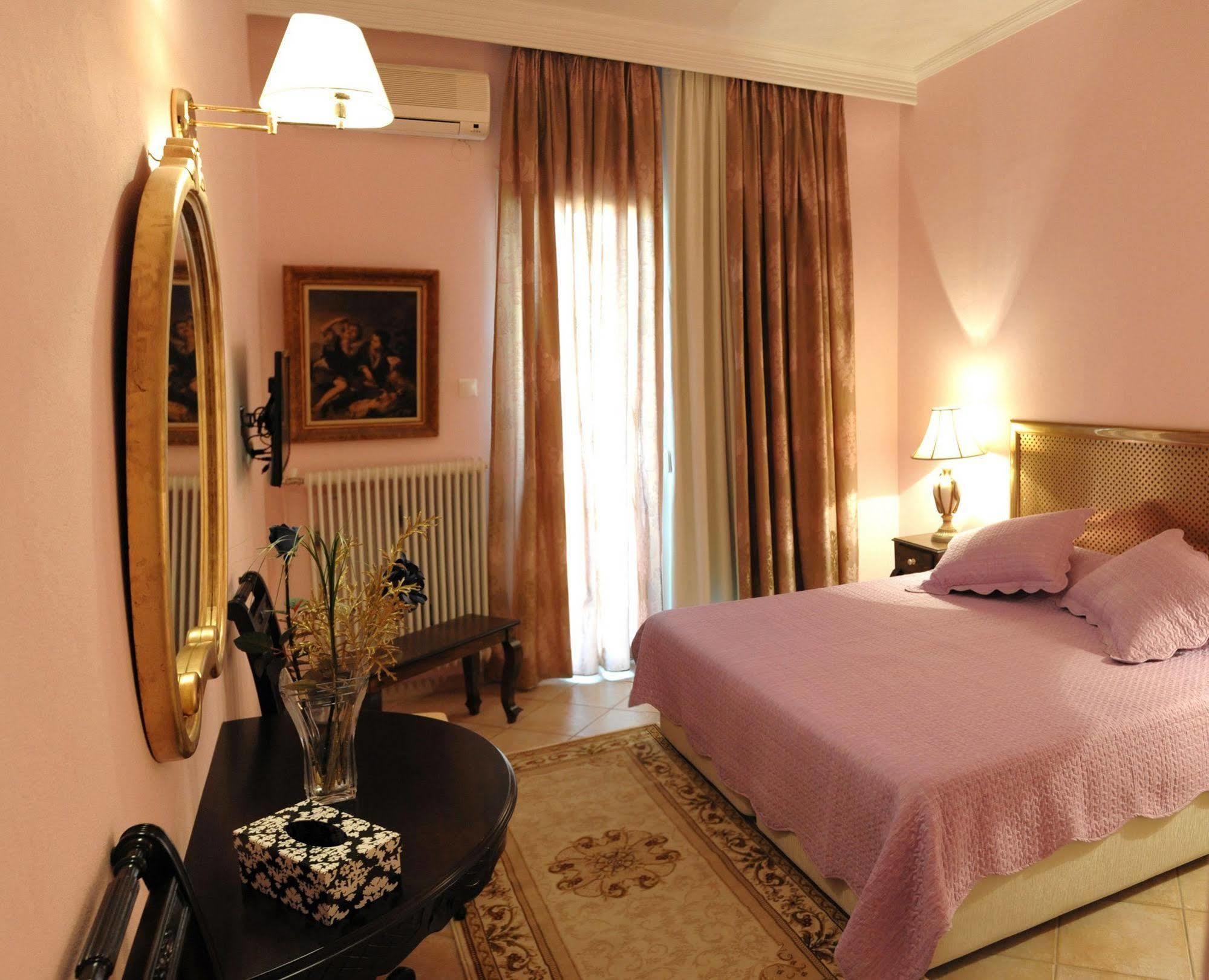 Museum Hotel Barbara Volos Esterno foto