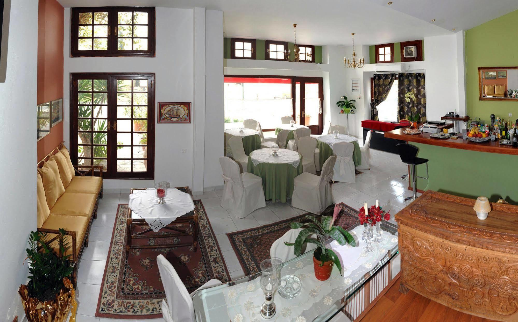 Museum Hotel Barbara Volos Esterno foto